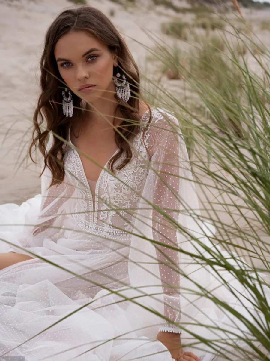 Boho Wedding Dress With Puff Sleeves Beach V-neck Tulle