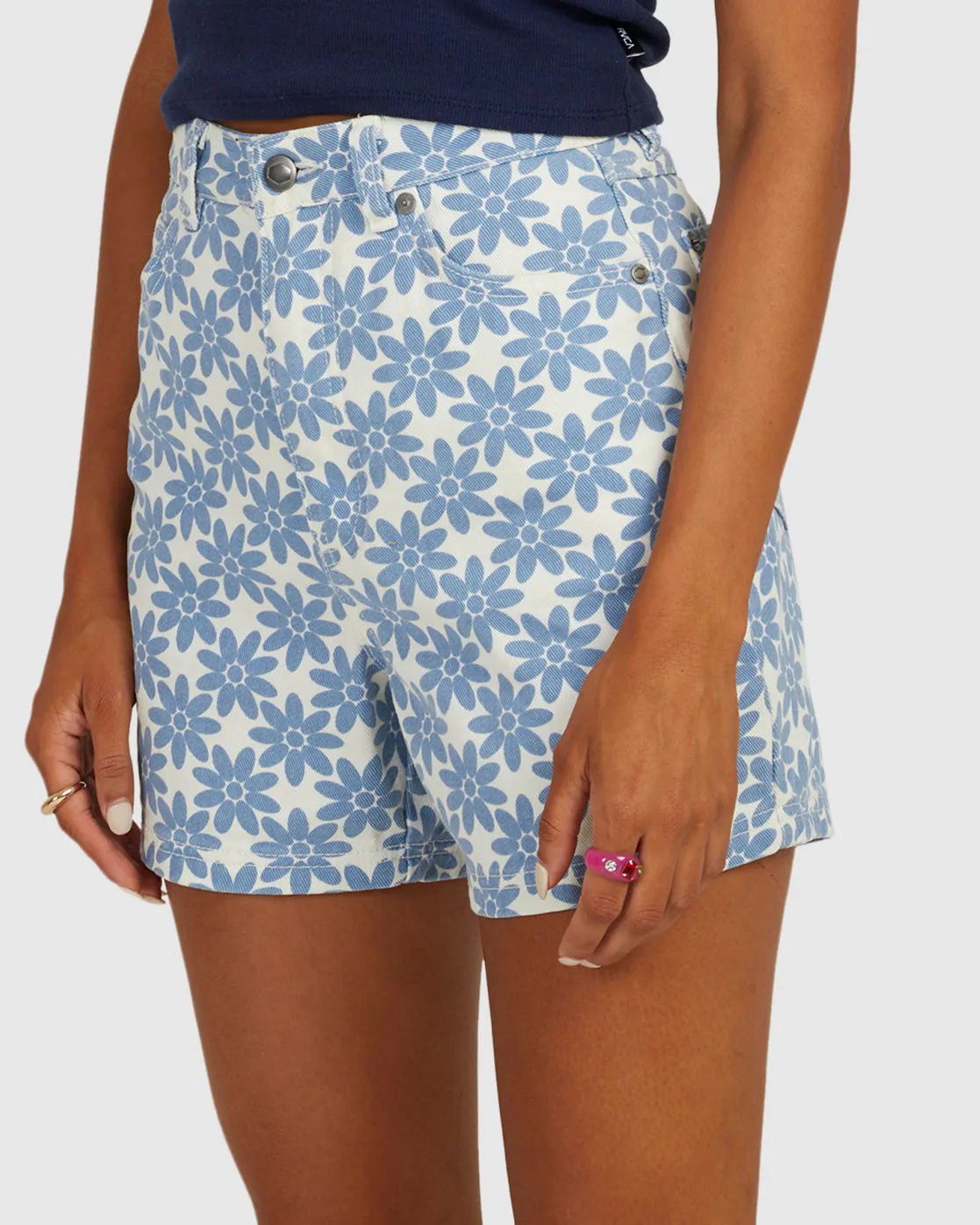 Daisy Coco Canvas Shorts - Ash Blue